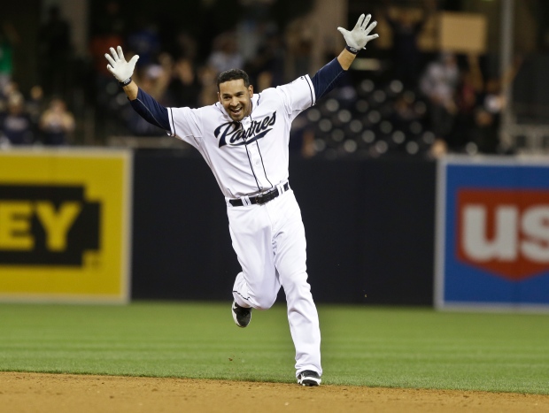 San Diego Padres defeat Toronto Blue Jays