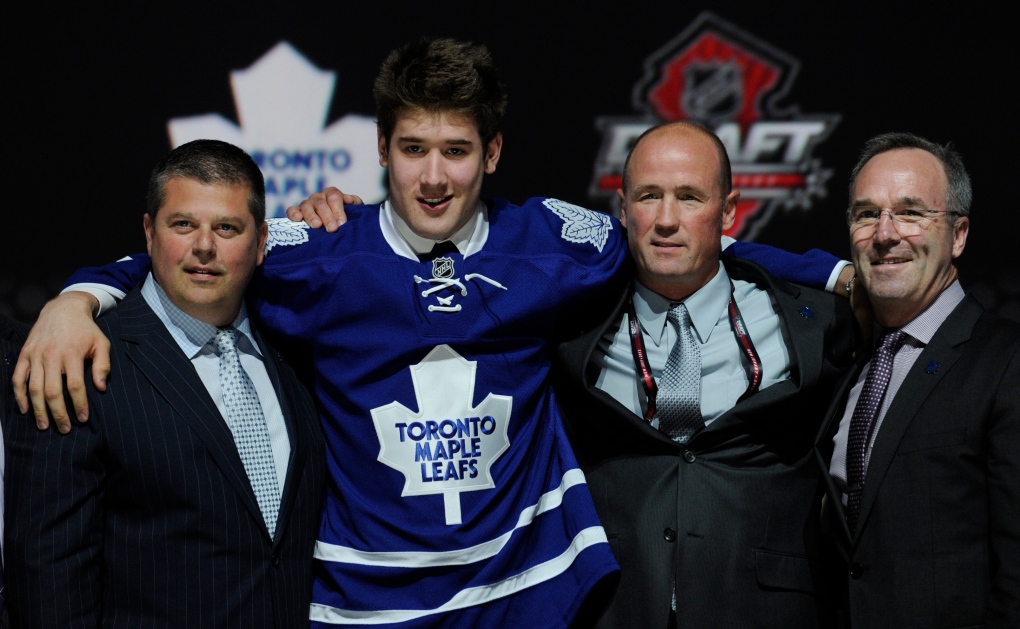 Maple Leafs go for Easton Cowan with the 28th overall pick at NHL