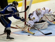 Owen Sound Attack goaltender Jordan Binnington makes a save on Saint John Sea Dogs forward Tomas Jurco during first period Memorial Cup action in Mississauga, Ont., on Monday, May 23, 2011. (THE CANADIAN PRESS/Frank Gunn)