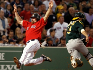 Red Sox player Kevin Youkilis and wife visit with homeless