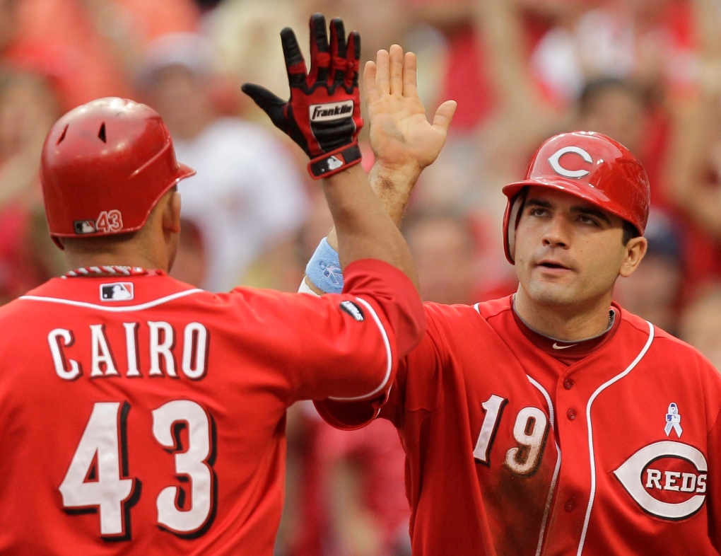 Watch: Cincinnati Reds' Joey Votto congratulates the Toronto Raptors