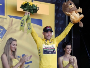 Hushovd grabs yellow at Tour de France, Cycling