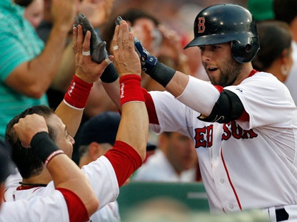 Darnell McDonald's throw secures 3-2 Red Sox win over Blue Jays