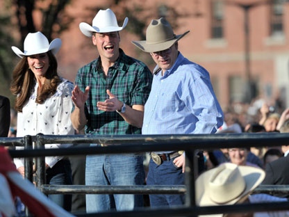 Stephen Harper dons his cowboy hat at the Calgary Stampede