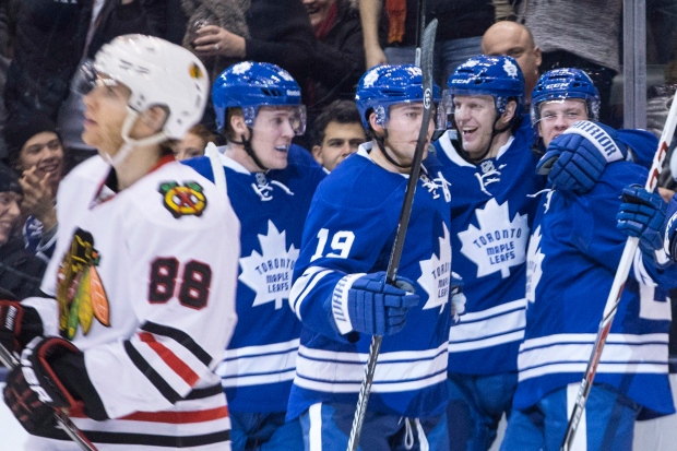 Leafs beat Blackhawks 7-3