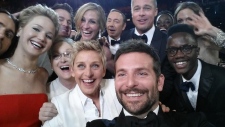 Ellen DeGeneres Oscars photo retweet Twitter