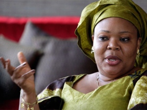 Leymah Gbowee, from Liberia, one of the 2011 Nobel Peace Prize winners, talks to the media in New York, Friday, Oct. 7, 2011. (AP / Richard Drew)