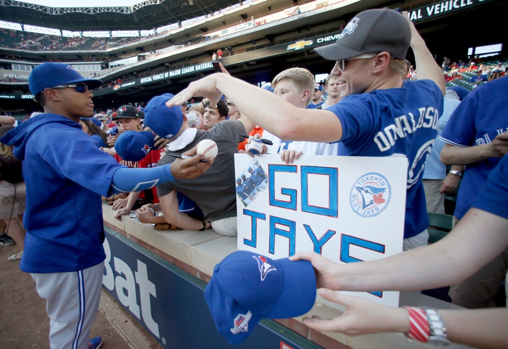 Toronto Blue Jays' Mark Buehrle, LaTroy Hawkins say playoffs