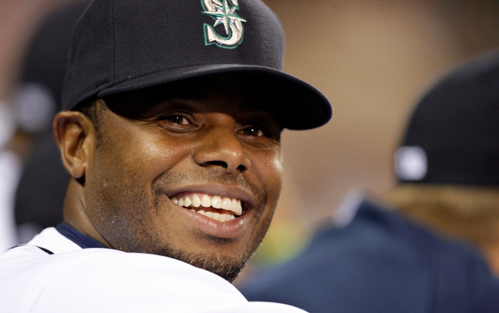 Griffey, Piazza Get Hall Of Fame Call — College Baseball, MLB