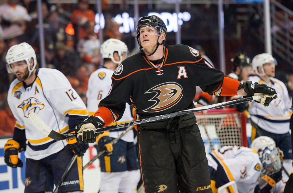 Corey Perry scores twice in Ducks' win over Sabres