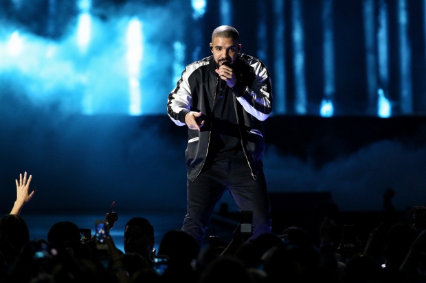 Drake shatters American Music Awards nominations record | CP24.com