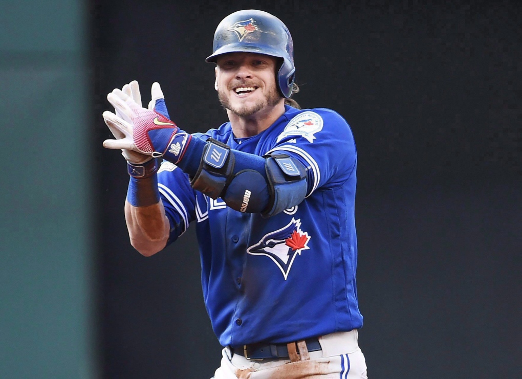 Blue Jays recall top prospect Schneider, reinstate Jackson