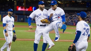 Justin Smoak provides the offence as Blue Jays beat Cleveland 2-1