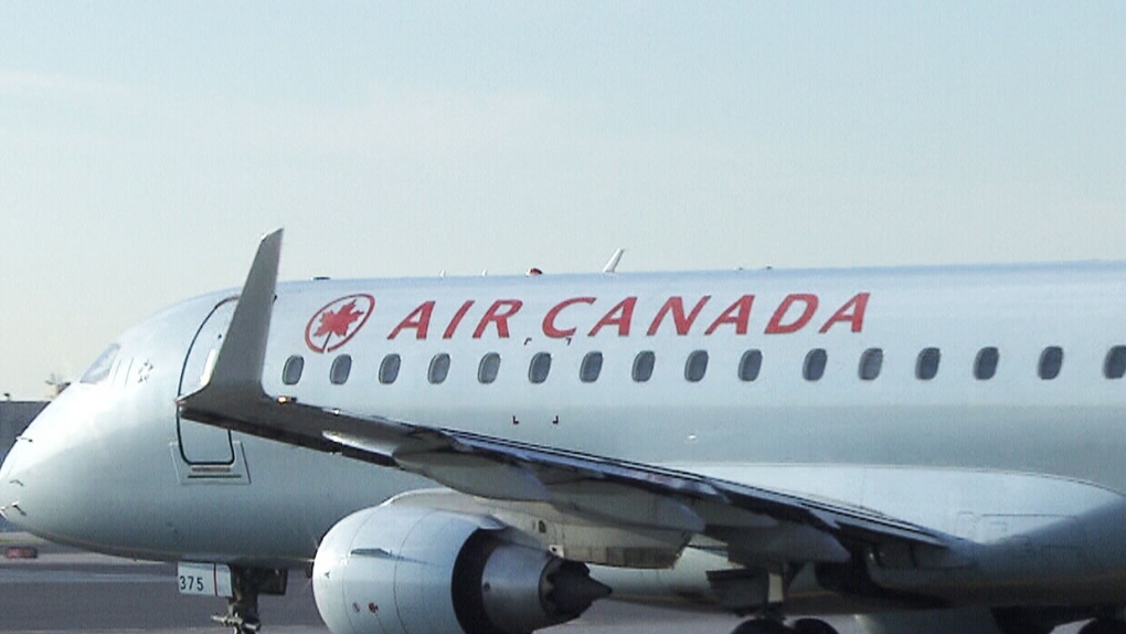 Ук самолет. Canada Air Jet самолет. Air Canada пилоты. Рейс 476. Канада самолет Торонто с окна аэропорта.