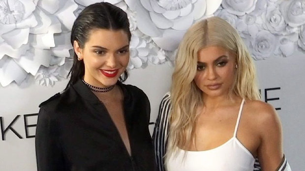 Suit dropped over Kylie and Kendall Jenner's Tupac T-shirts | CP24.com