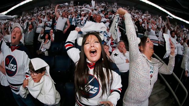 Jets fans 'well behaved' at downtown party – Winnipeg Free Press