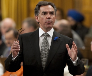 Minister of the Environment Jim Prentice responds during question period in the House of Commons on Parliament Hill in Ottawa, on Wednesday, June 10, 2009. (Adrian Wyld / THE CANADIAN PRESS)