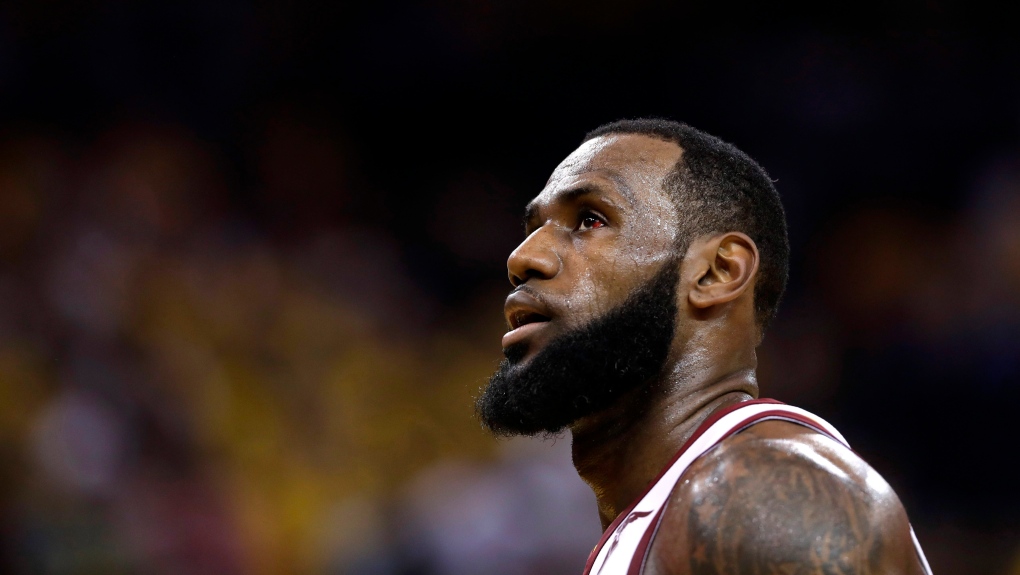 LeBron James joining Los Angeles Lakers on 4-year, $153.3 million