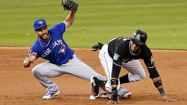 Blue Jays' Jansen, Smoak finalists for Gold Gloves