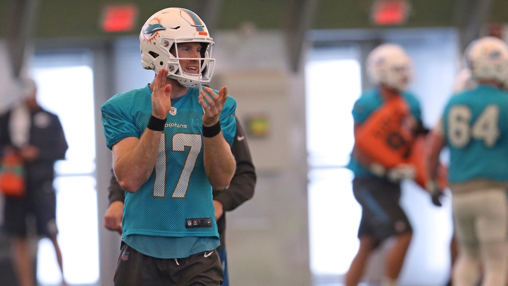 Dolphins QB Tannehill misses practice 