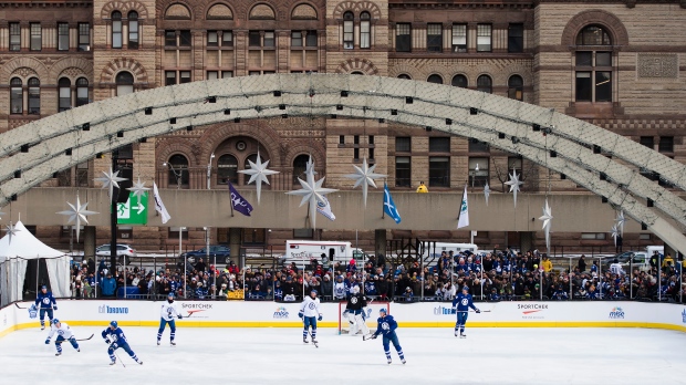 Leafs Hold Practice At Nathan Phillips Square For Eager Fans Cp24 Com