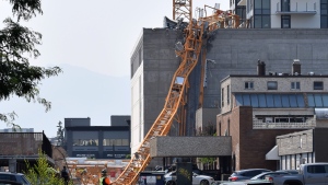 Kelowna, crane, collapse, 