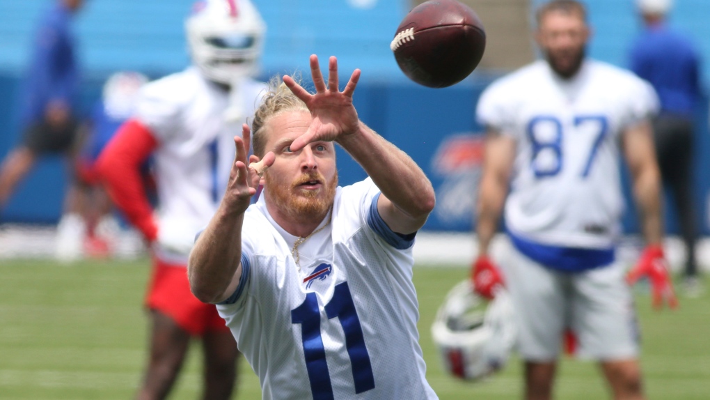 Bills' Cole Beasley questions teammate Jerry Hughes' tweet on