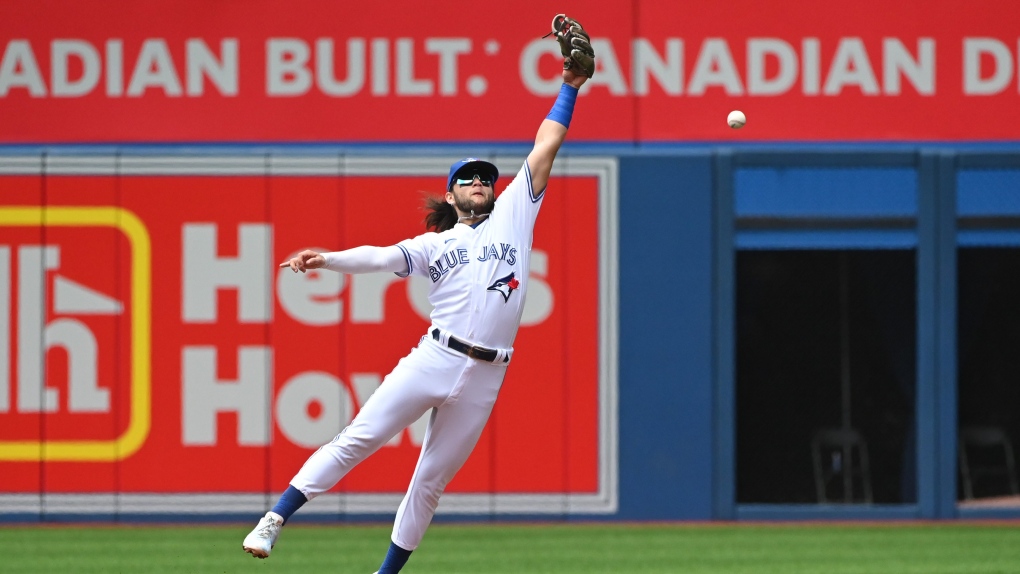 Miguel Cabrera hits 500th career homer as Tigers down Jays in extras