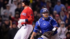 Who needs hits? Sox use just three to beat Blue Jays, 2-1