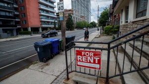 For rent sign in Toronto