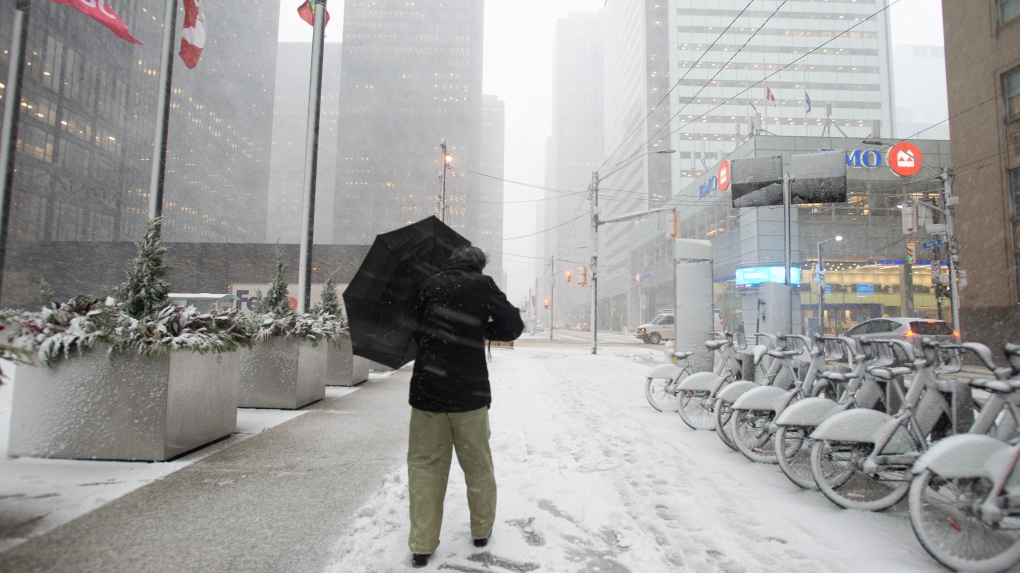 Toronto, Ontario weather: snow, icy conditions on Tuesday