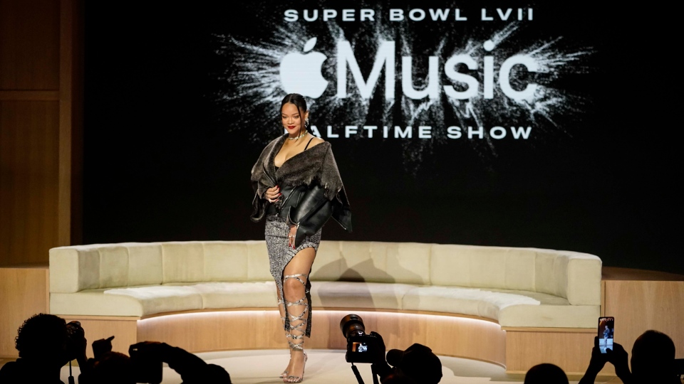 Dr. Dre offers Rihanna advice for Super Bowl halftime show - Los Angeles  Times