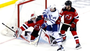 Matthews' power-play goal lifts Leafs over Devils