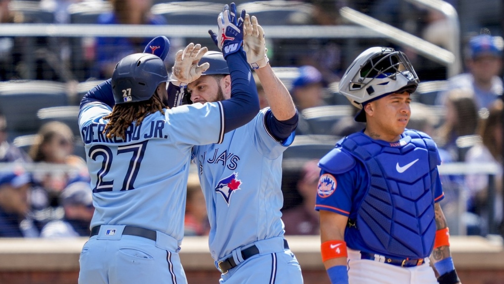 Chapman double in 9th inning lifts Blue Jays over Astros for 3rd straight  win