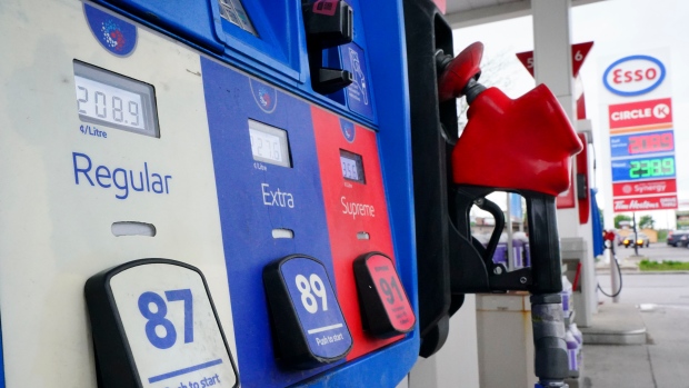 明天多伦多的汽油价格将降至七个月来的最低点