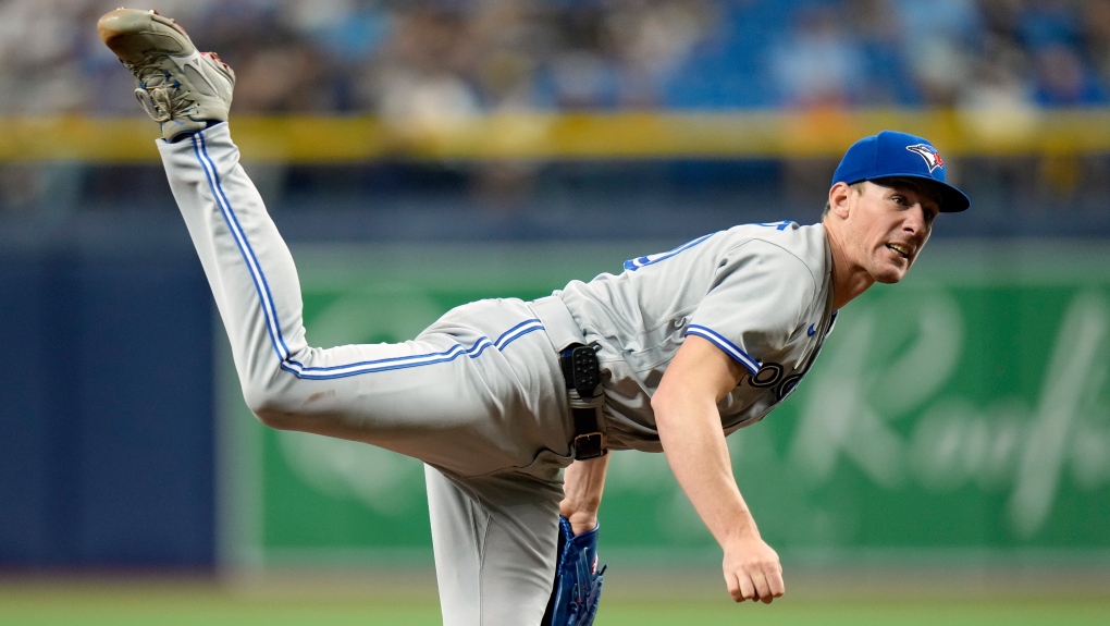 Blue Jays' Bassitt shares his thoughts on team's polarizing red