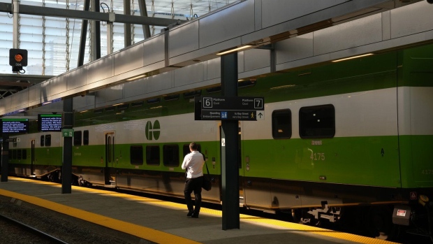 加拿大国家铁路在多伦多地区引发的铁路故障，源于软件升级
