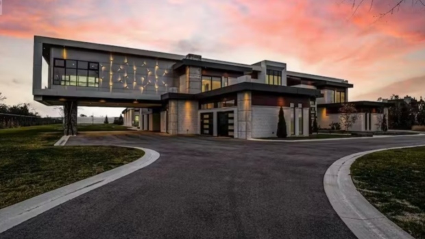 加拿大安大略省密尔顿市的1400万加元豪宅成为加拿大最受关注的房屋：报告