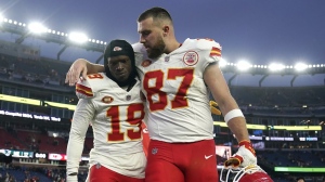 Travis Kelce shines as Kansas City Chiefs beat Broncos with Swift