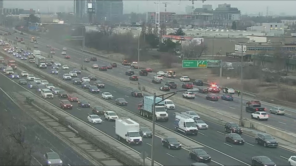 Toronto Gardiner Expressway lanes reopen after fallen debris | CP24.com