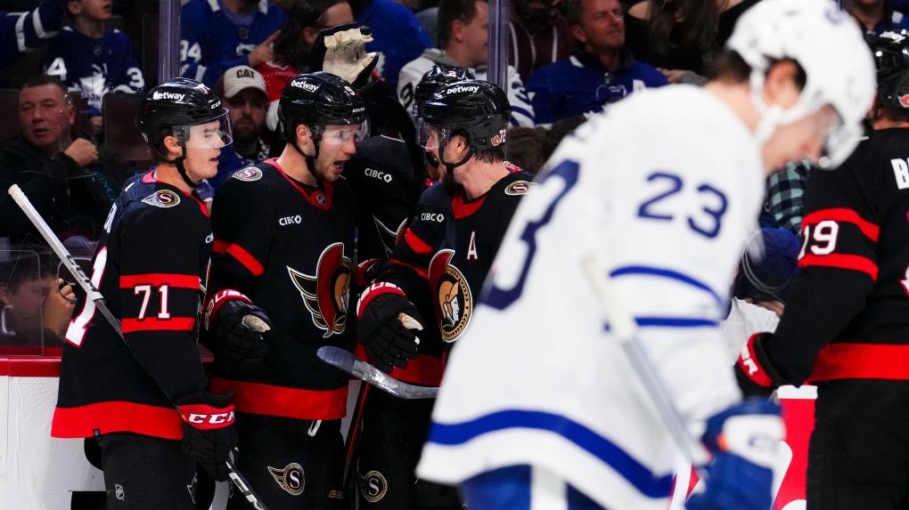 Tyler Bertuzzi records hat trick as Maple Leafs beat Avalanche 4-3