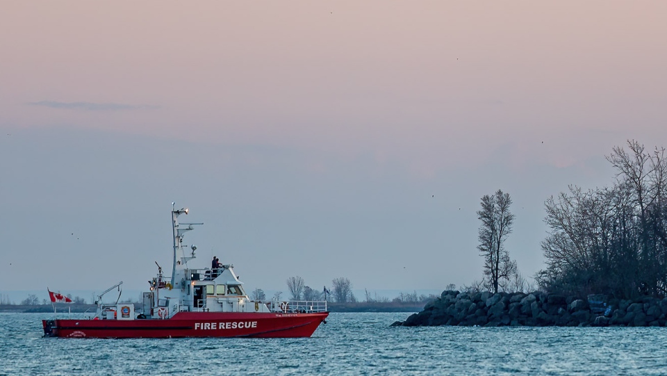 Toronto fire rescue boat