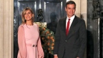  Spanish Prime Minister Pedro Sanchez and his wife Begona Gomez are seen in Londonon Dec. 3, 2019.  (AP Photo/Alastair Grant)