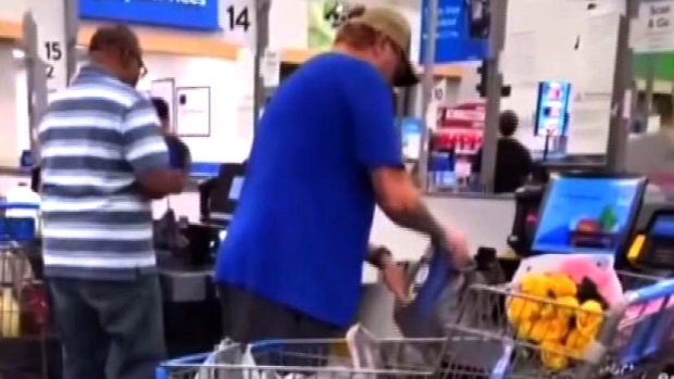 Viral video accuses Walmart driver of stealing | CP24.com