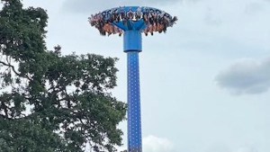 Riders left hanging when park attraction breaks 
