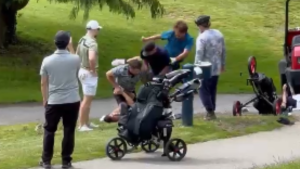 Video shows golfers fighting on B.C. course