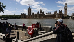 The UK is the only major European country not to return to pre-pandemic visitor numbers. (Jakub Porzycki/NurPhoto/Getty Images via CNN Newsource)
