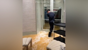 Drake's home hit by flash flooding 