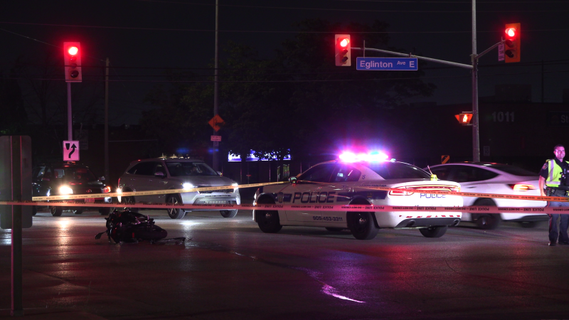 Motorcycle crash in Mississauga leaves man with critical injuries