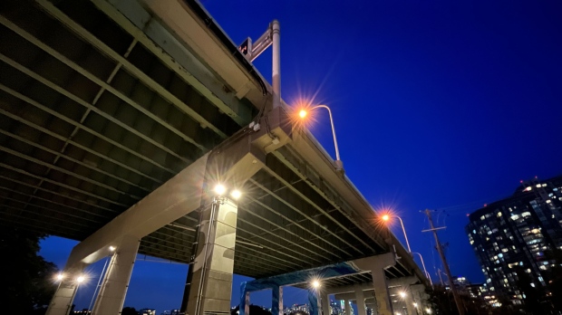 Gardiner at night